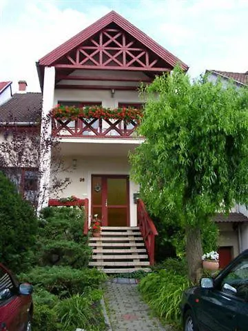 Siesta Vendeghaz Villa Eğri 0*,  Macaristan